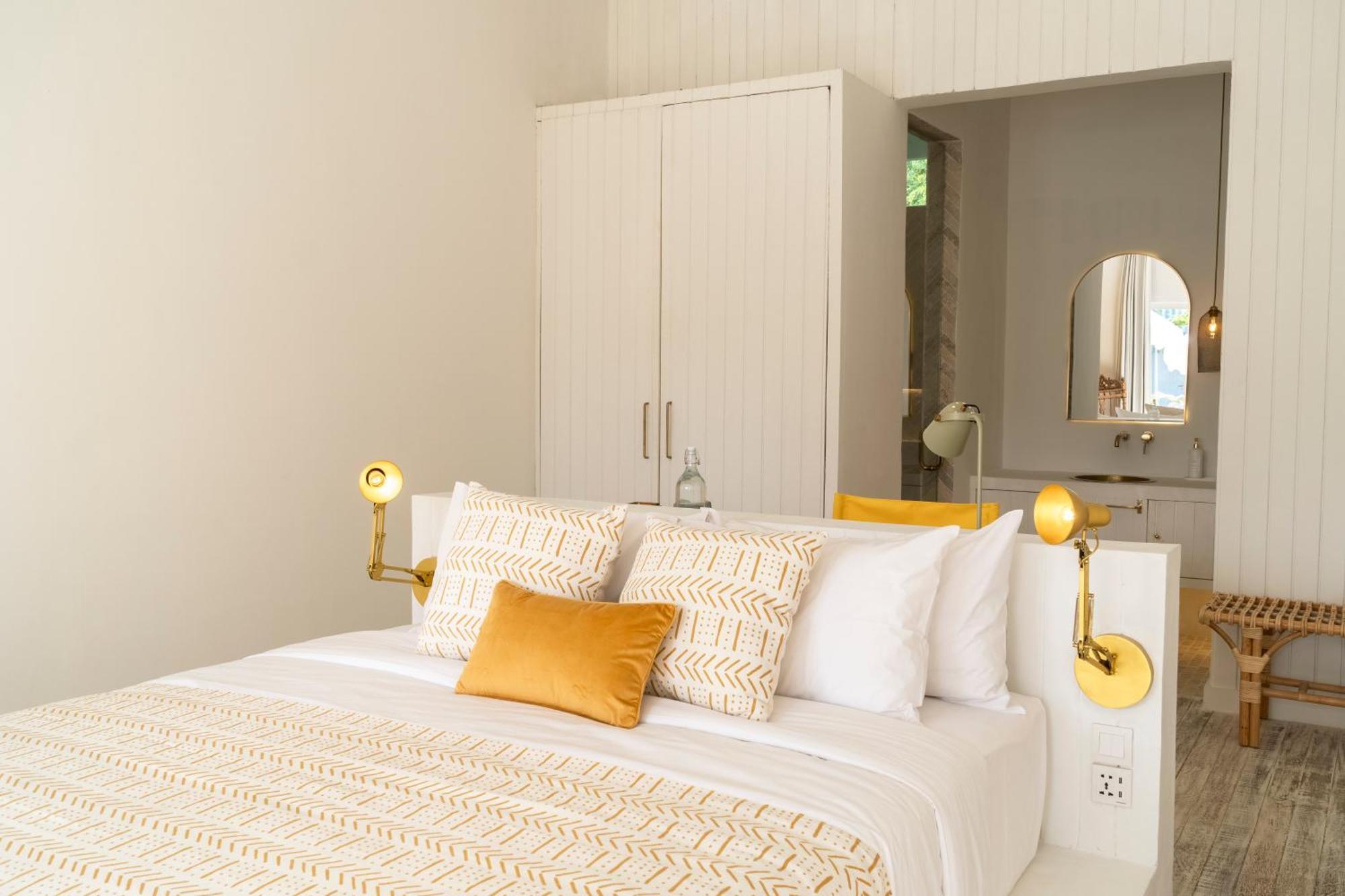 Ria Uluwatu, Tropical Chic Hotel エクステリア 写真